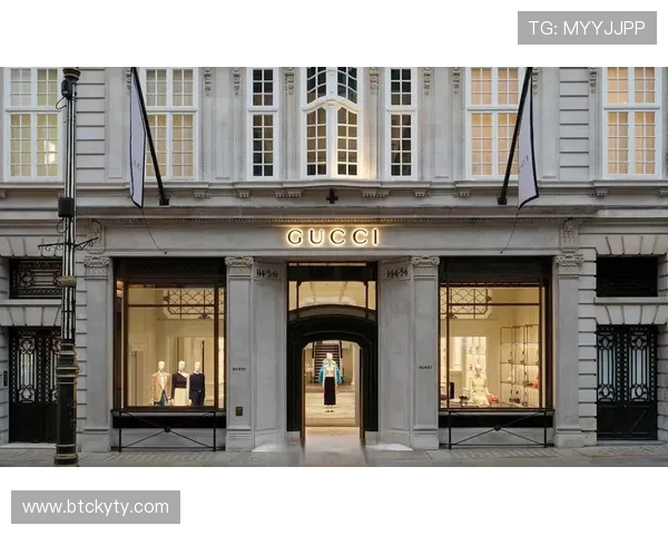 开云集团在奢侈品行业中的品牌管理策略研究