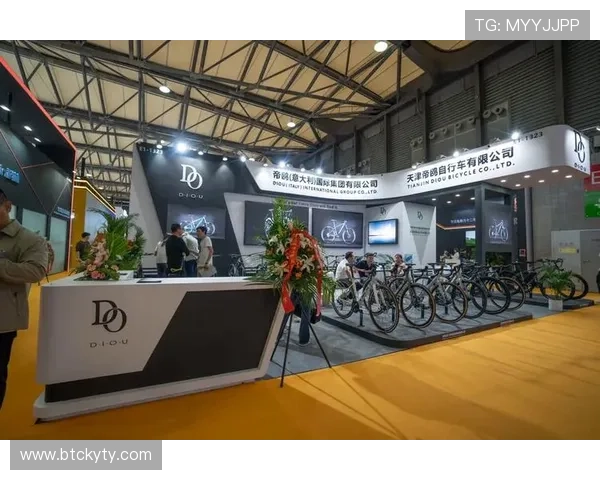 开云手机官网新品发布会精彩纷呈，尽览奢华设计魅力